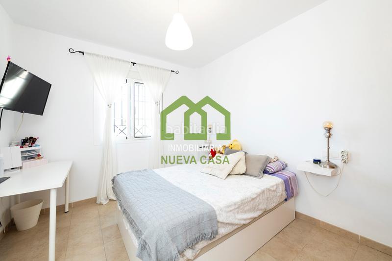 Foto 45bba7a6-8adb-4964-8aed-e49f283b2446. Chalet con camino riscaldamento parcheggio piscina in Alhaurín de la Torre