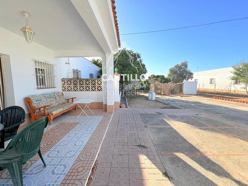 Foto 98b746f5-978c-48da-a67c-652d558943d3. Chalet con parcheggio in Roche Conil de la Frontera