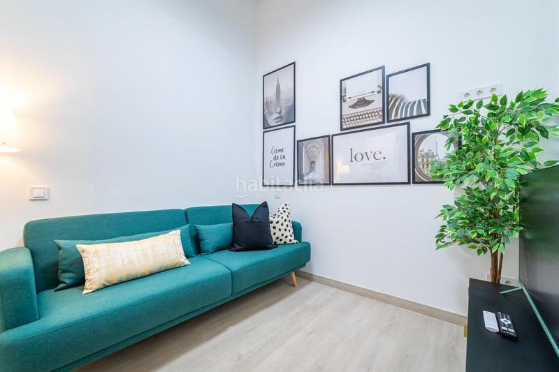 Foto 2b0ce75f-e3fd-476f-8756-0c97f5123203. Locale commerciale in Fuente del Berro Madrid