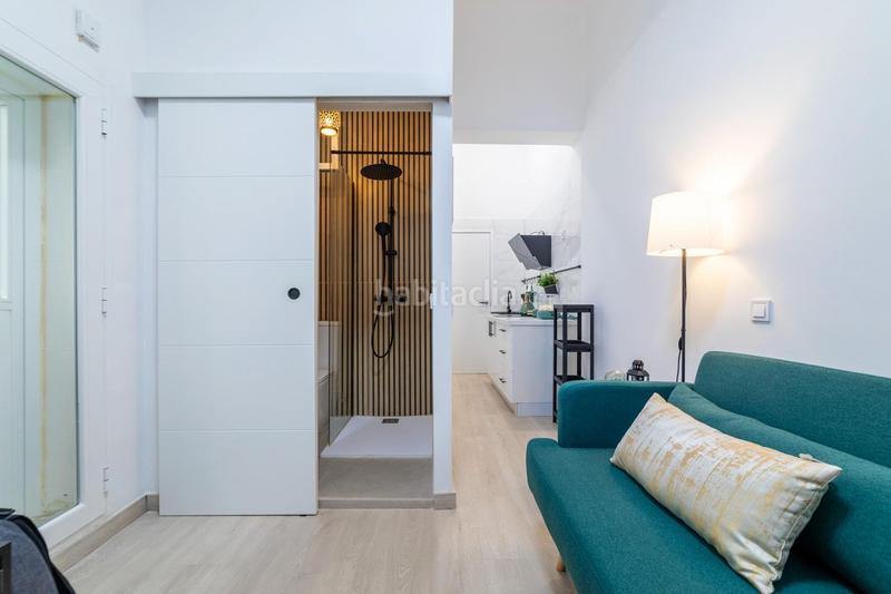 Foto 31db2b50-9dc0-4fbf-b662-205d63f877ad. Locale commerciale in Fuente del Berro Madrid