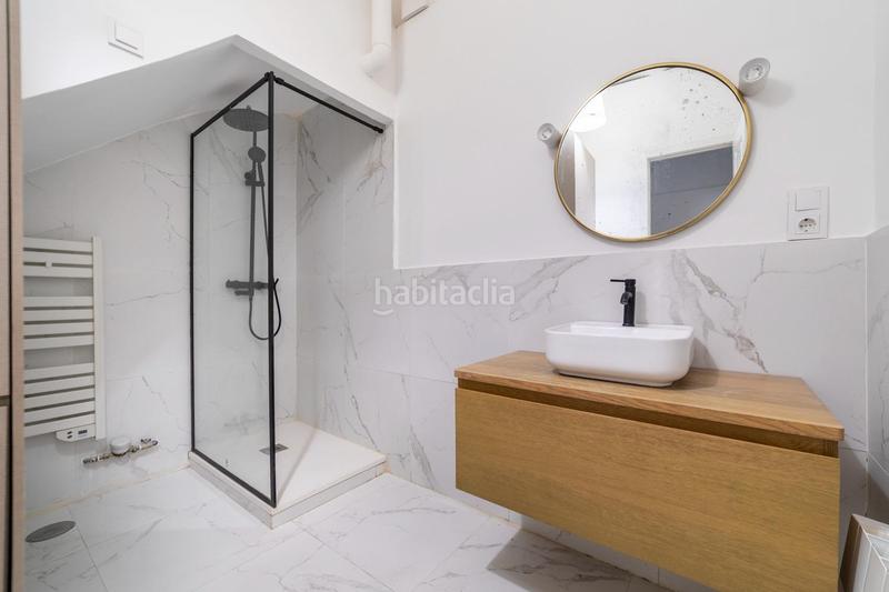 Foto 350267cf-3eda-4a07-83f3-dec44d3ee35c. Locale commerciale in Fuente del Berro Madrid