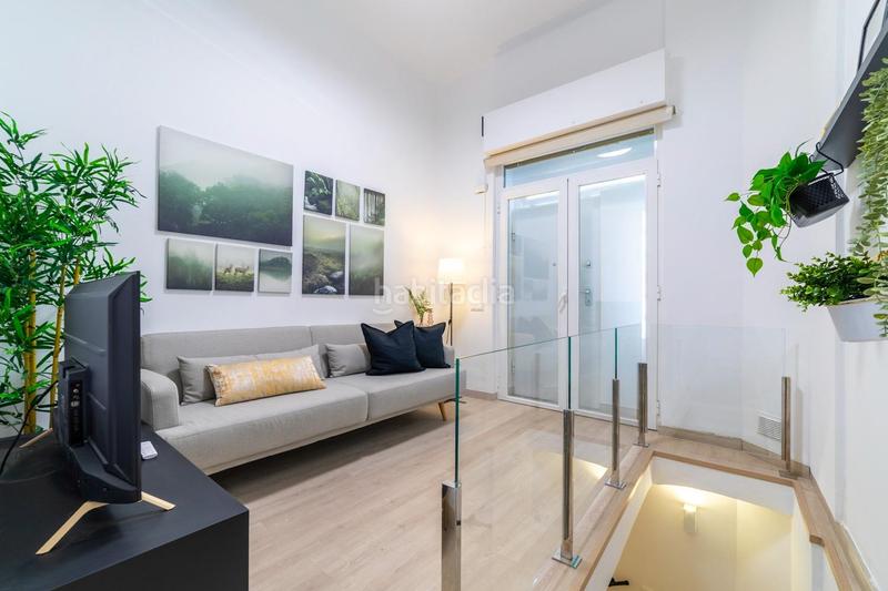 Foto ffea47a6-9103-4d76-a6a8-9aa4f0e4842f. Locale commerciale in Fuente del Berro Madrid