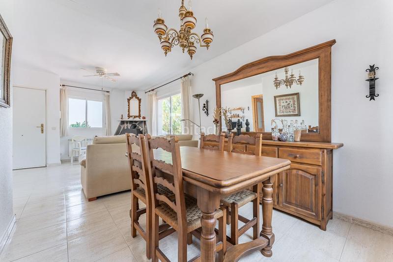 Foto 04bdb5c1-b538-4c77-a775-4945267a6321. Chalet avec chauffage parking dans Fuentenovilla