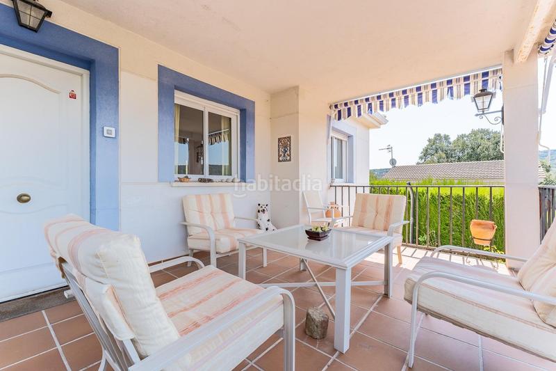 Foto 09ddee76-d6c4-46c2-aa13-d74bb72c2ed1. Chalet avec chauffage parking dans Fuentenovilla