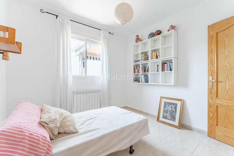 Foto 307aa9c7-b68d-43a7-9b7a-dc08ef629bce. Chalet avec chauffage parking dans Fuentenovilla