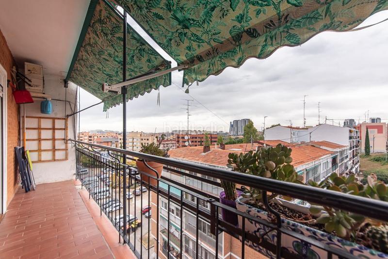 Foto 9f75ed2e-53d5-4359-a1e8-affd9a3ed69a. Alquiler piso encantador piso con terraza en calle artajona, en Madrid