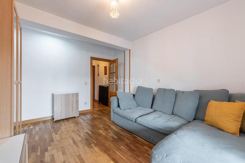 Foto dec20dbe-33dc-4f82-8ce8-cb252d7fde4b. Location appartement avec chauffage dans Valdezarza Madrid