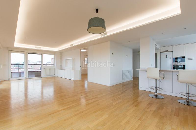 Foto 7246a3ec-7132-492b-8065-f9ef19bb4fb5. Affitto appartamento con piscina in Hispanoamérica-Bernabéu Madrid