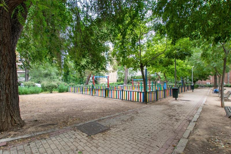 Foto 60ee0fc0-4d44-4928-81f4-d1bd1c944cb0. Lloguer pis amb piscina a Hispanoamérica-Bernabéu Madrid