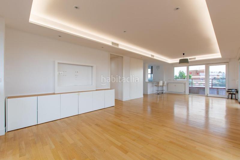 Foto 1730181b-570e-405e-bd48-1c3b7b044ad6. Rent flat with pool in Hispanoamérica-Bernabéu Madrid