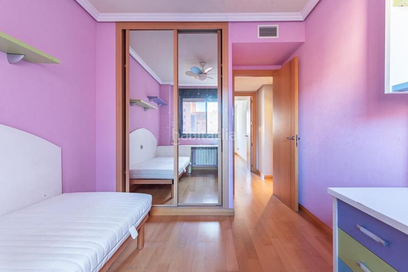 Foto 0e232a18-c302-4589-adfa-deb99d1a89b8. Etagenwohnung mit parking in Simancas Madrid