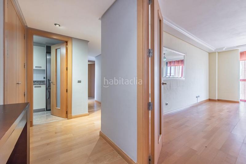 Foto 75070953-fbf9-47cd-8de7-339c64670826. Etagenwohnung mit parking in Simancas Madrid