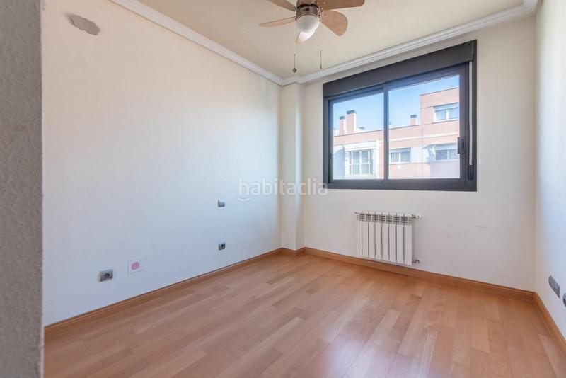 Foto 889de023-8581-439e-9f52-f8d73dd848f3. Etagenwohnung mit parking in Simancas Madrid