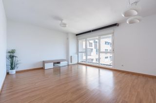 Lloguer Pis  Calle ciudad real. Amplia vivienda de 3 dormitorios con 2 plazas de garaje, traster