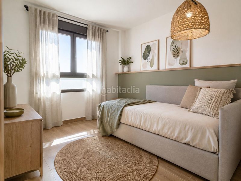 Foto cdc93762-db34-44f9-82da-7f1e6aed2c26. Casa aparellada amb aparcament a Navalagamella