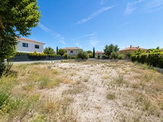 Terreno residencial en Valdemorillo Pueblo. Activo inmobiliario con alto potencial de desarrollo