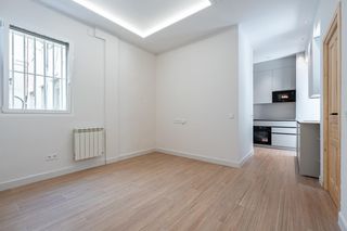 Lloguer Pis  Paseo santa maria de la cabeza. Piso a estrenar, 2 dormitorios y terraza de uso privativo en pas