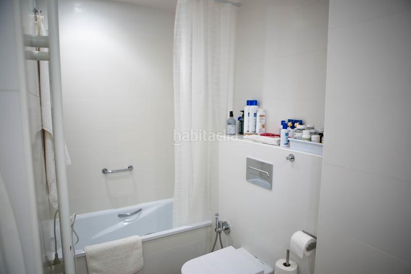 Foto 1d1638ff-e0f0-4cb3-af07-bef6beed5f0d. Attique avec chauffage parking piscine dans Pals