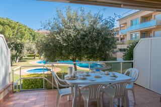 Appartement  Carrer de la torre mora 2. Apartamento con licencia turística en platja de pals