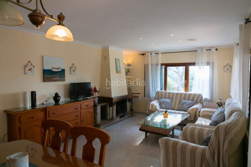 Foto 43309256-eee0-4237-8377-d77a51964cea. Chalet in calle de ramón llull 74 in residencial Begur-esclanyà Begur