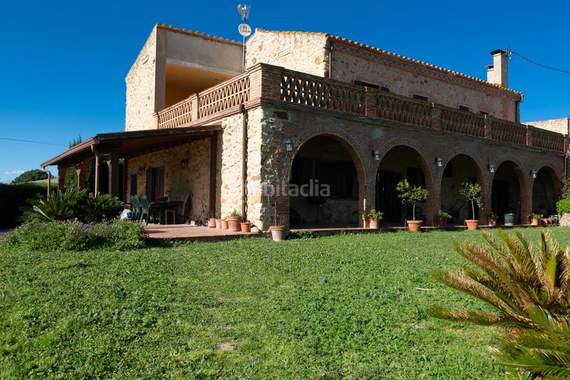 Foto c55f5f26-98cf-472d-823e-14f7983c1fb1. Masia a c-31 13 a Pals
