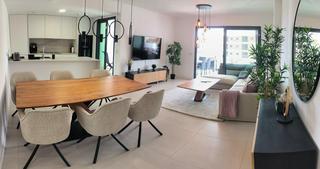 Piso  Avenida fuengirola. las lomas del higuerón. Piso de lujo en las lomas del higueron. mobiliario, dos plazas d