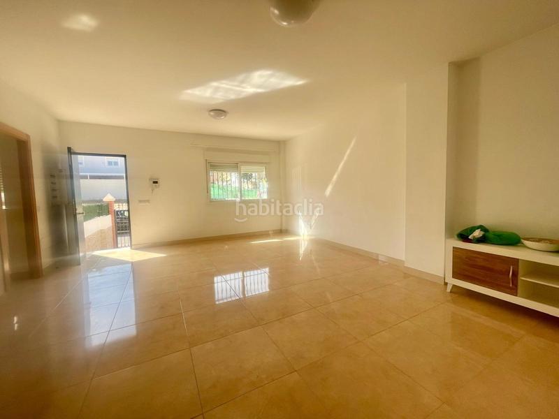 Foto c85a5c34-ad32-4398-8f38-e23db6896fab. Lloguer casa adossada amb calefacció aparcament a Fuengirola