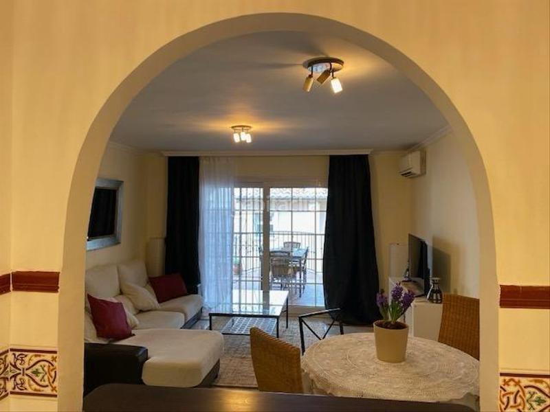 Foto d82cd3f5-ccec-488d-bd30-c3d856951051. Piccolo appartamento con riscaldamento parcheggio piscina in Mijas