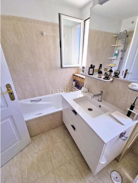 Foto ba08fa6f-c39d-4f87-bbd1-b7ccc3d0e29e. Apartamento fantástico apartamento en esquina con vistas impresionantes al mar, en Calahonda. en Mijas