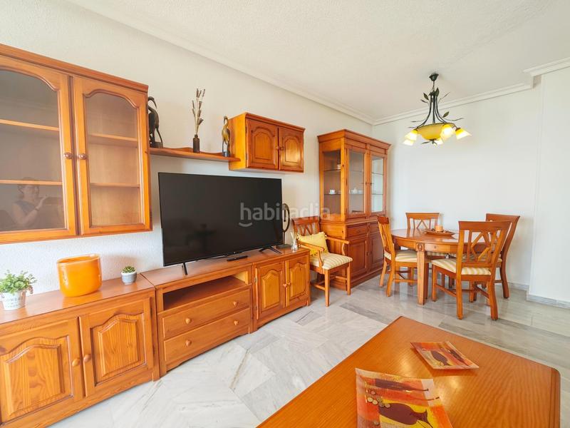 Foto 1d55e760-87e1-4ad5-9684-0ff3d4561d02. Rent flat with parking in Las Gaviotas - Carvajal Fuengirola