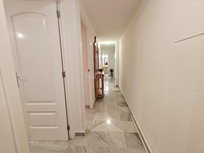 Foto 880aec72-9038-4350-bf17-296ccf69443a. Rent flat with parking in Las Gaviotas - Carvajal Fuengirola