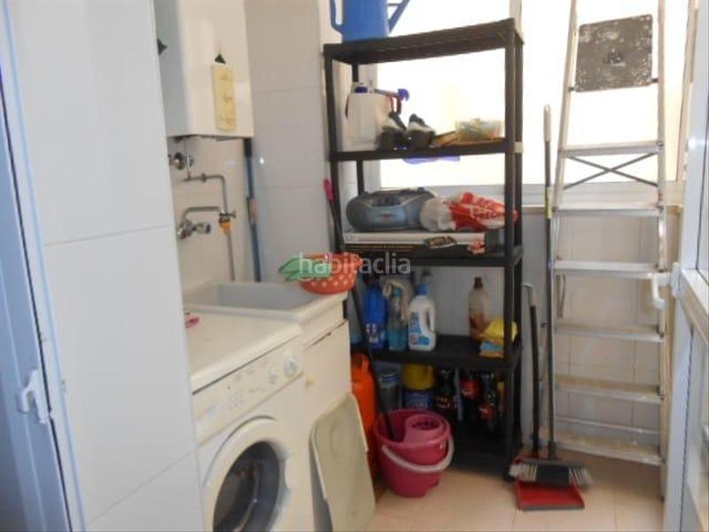 Foto 3be9c10b-0b57-44dd-bc6f-ec5b5c8df9c8. Apartament amb aparcament piscina a Los Boliches Fuengirola