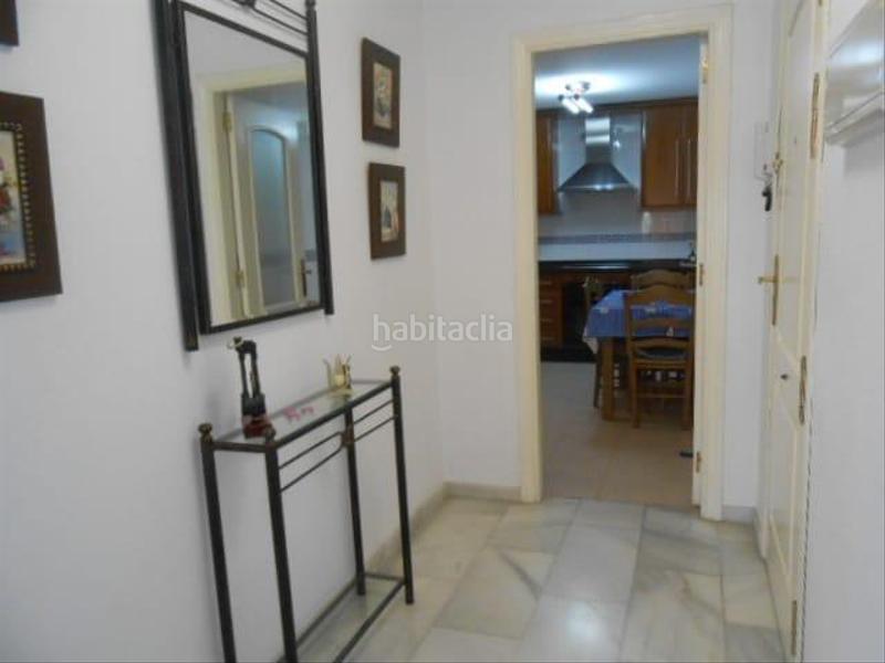 Foto 73cd8c7f-4d31-4e46-8be9-ea658aa49b80. Apartament amb aparcament piscina a Los Boliches Fuengirola