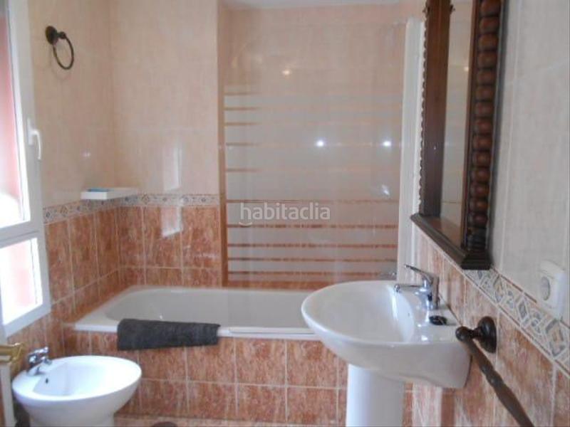 Foto 875cbdbc-4171-4528-8a75-cc6e7760cc90. Apartament amb aparcament piscina a Los Boliches Fuengirola