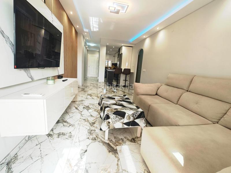 Foto a0443fe9-ecbb-46f2-8da0-b3f524a42418. Alquiler planta baja alquiler temporada piso 2 dormitorios, 1 baño, terraza con vistas, piscina y garaje costa en Mijas