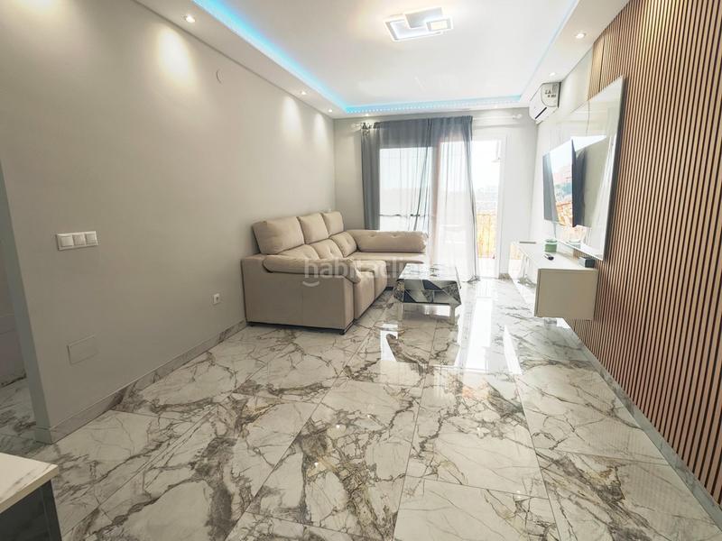 Foto f3b23e1e-d24b-4c7c-94a2-030d06660782. Alquiler planta baja alquiler temporada piso 2 dormitorios, 1 baño, terraza con vistas, piscina y garaje costa en Mijas