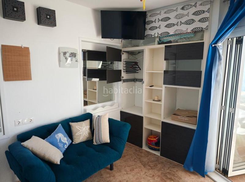 Foto 8cb68665-a155-41a4-8ab1-6ffc119e66ef. Estudio fantástico estudio con vistas panorámicas al mar en primera línea de playa en Fuengirola