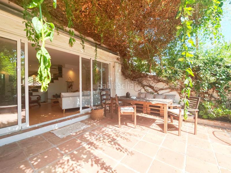 Foto aa373c1c-23f3-4bdb-9c70-f3b43a7fc357. Alquiler casa adosada alquiler de temporada , adosado centrico con parking y piscina en Marbella