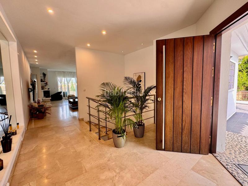 Foto 4ae8b7a0-5a4e-460b-939b-1293d17aa828. Chalet  independiente en benalmadena en La Capellanía - El Higuerón Benalmádena