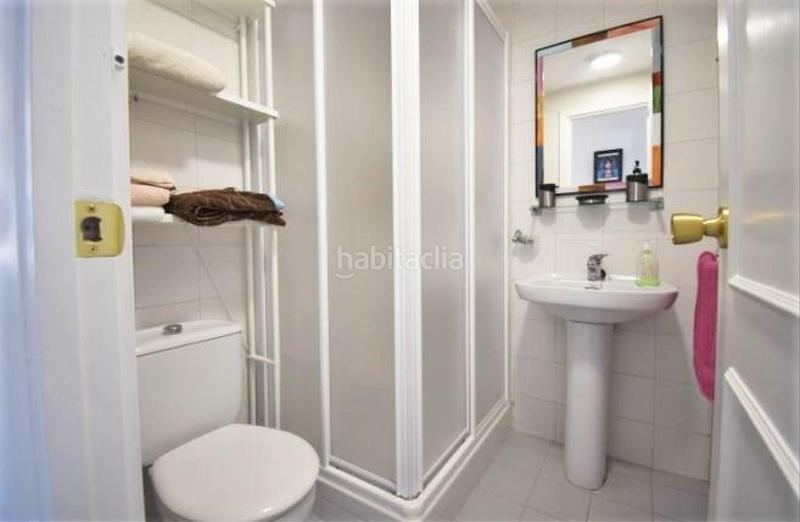 Foto 0a7c2bea-af42-4874-abcb-81972a57883a. Alquiler piso alquiler miramar 4 dormitorios y 2 baños en Fuengirola