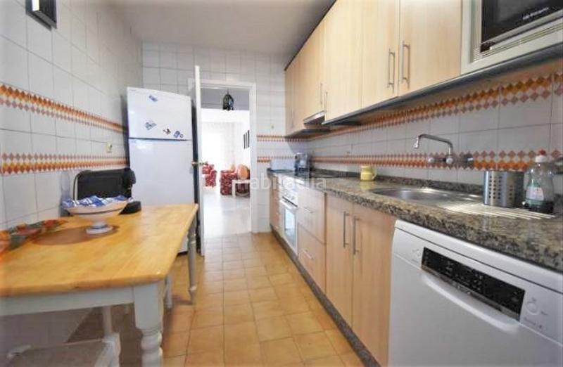 Foto 56ff2fee-9705-4be8-81d4-f37b9479a58a. Alquiler piso alquiler miramar 4 dormitorios y 2 baños en Fuengirola
