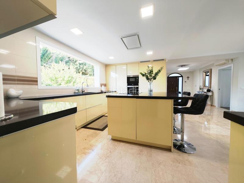 Foto 1a01f3af-fcc2-4744-8366-d1403b755340. Location chalet avec chauffage parking piscine dans Mijas