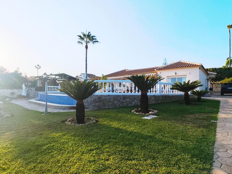 Foto c8c1883a-7ad6-4f20-bc85-da6c8ee6b86c. Rent chalet with heating parking pool in El Faro de Calaburra - Chaparral Mijas
