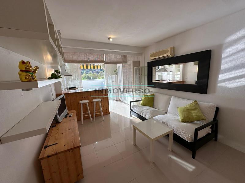 Foto aa5c76da-353e-4c50-a2e3-6394ecdb0663. Apartament amb aparcament piscina a Nueva Torrequebrada Benalmádena
