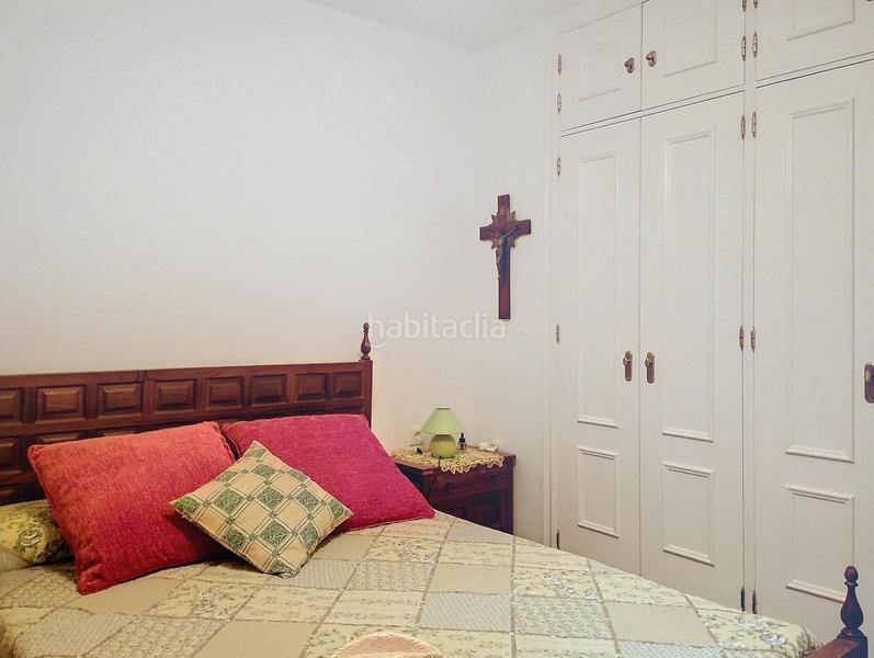 Foto a7ab38c8-3ea1-44af-8432-e3c0c6de08cd. Casa adossada amb aparcament a Centro ciudad Fuengirola