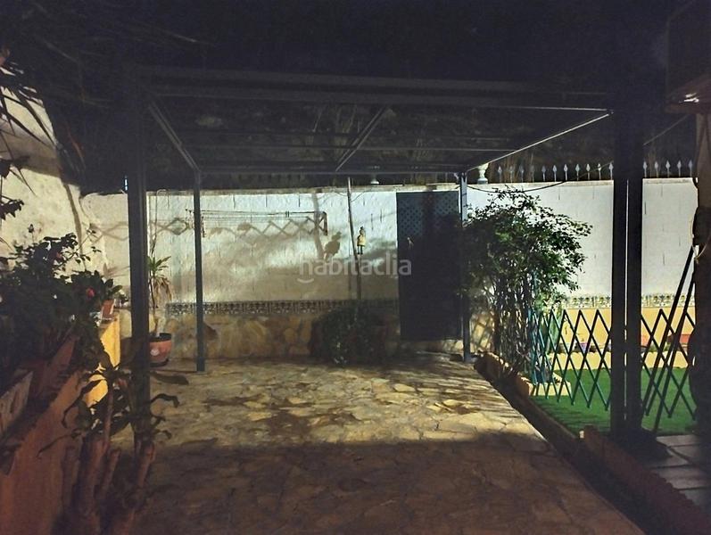 Foto fce9f10c-b91a-452c-8d52-3412ac101d4e. Casa adossada amb aparcament a Centro ciudad Fuengirola