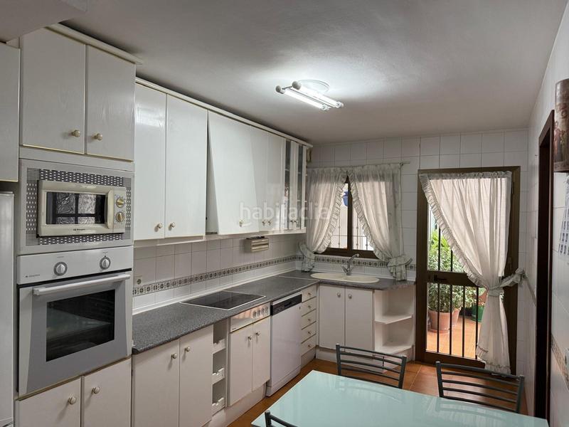 Foto c65343ea-6f77-45c9-bf4e-aee53648fdde. Semi detached house with parking in Los Ríos Mijas