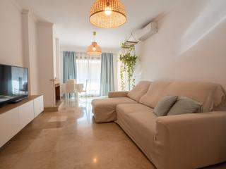 Apartamento  Calle de los mirlos. Magnífico apartamento situado en torreblanca baja con vistas al