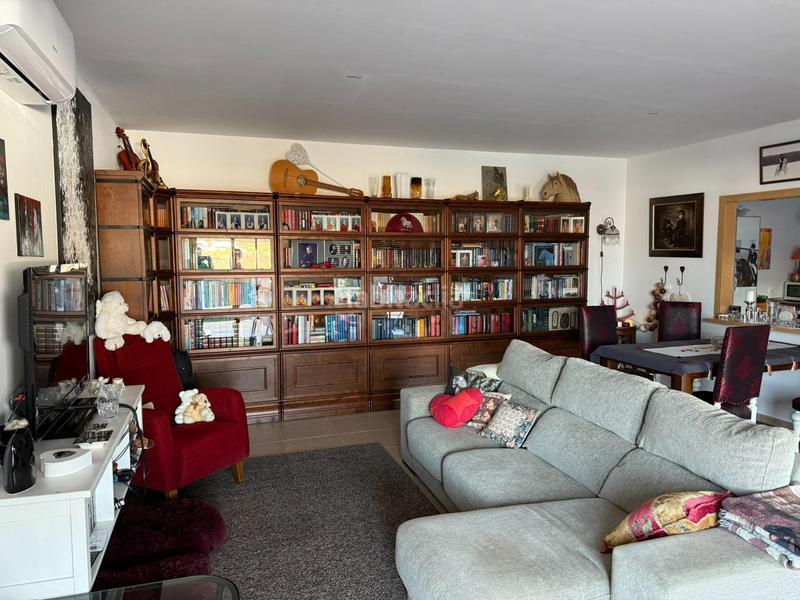 Foto 281d1c42-8f5e-442d-a34a-dc7b19cd507e. Chalet avec parking piscine dans Coín