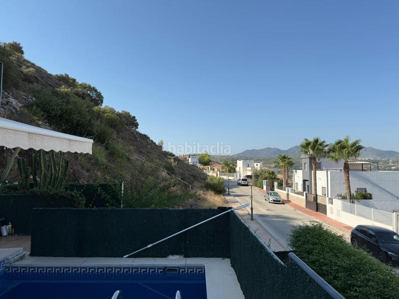 Foto ab2beb3d-fb4d-48c2-9fe3-55e7acc32dc5. Chalet avec parking piscine dans Coín